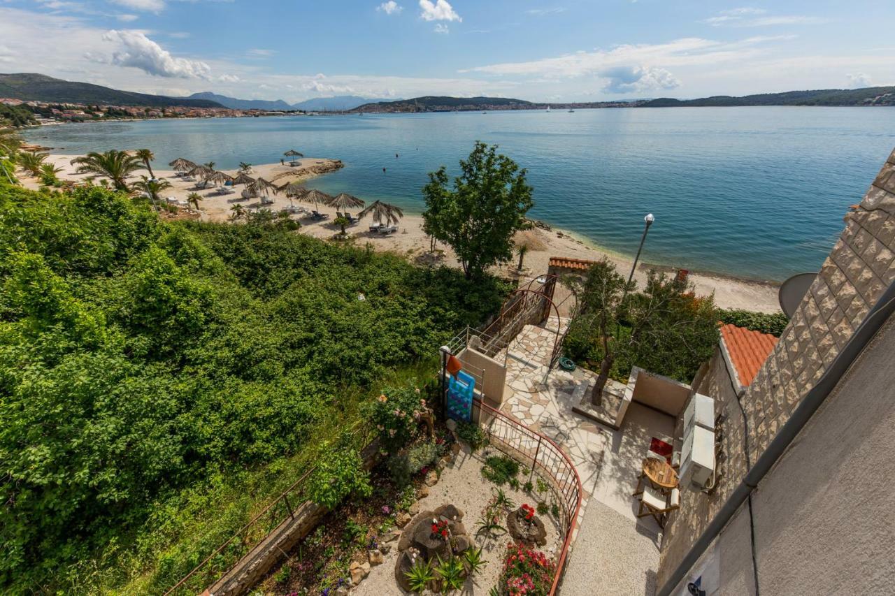 Apartments Marko Trogir Bagian luar foto