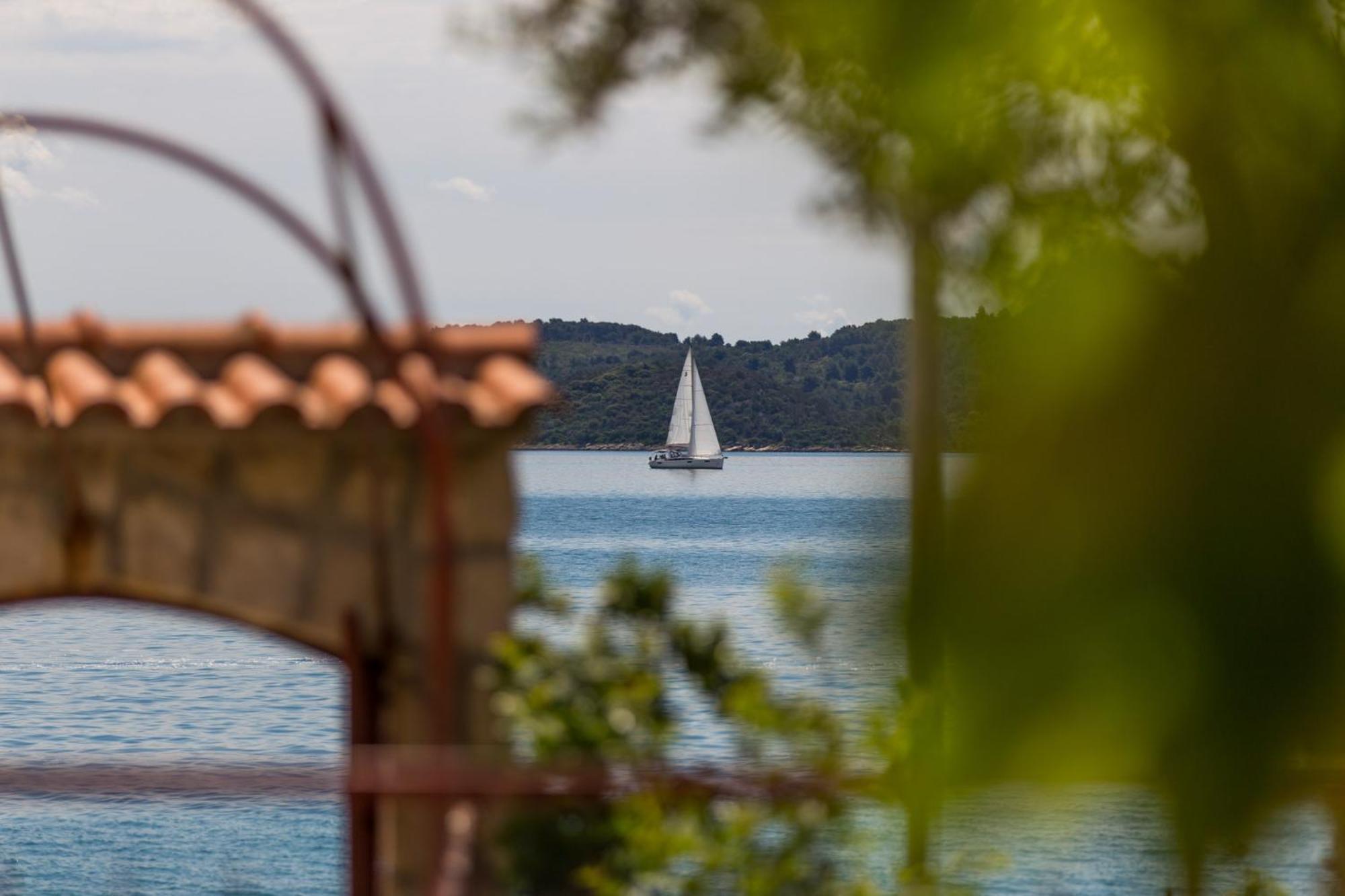 Apartments Marko Trogir Bagian luar foto